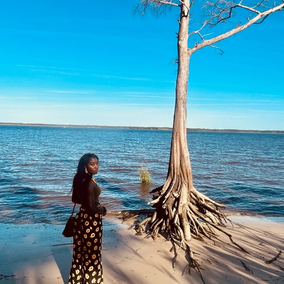 Meet your Posher, Destiny - Picture 4 of 16